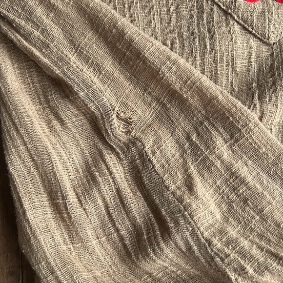 THML Sleeveless Gauze Embroidered Top Size Small - Picture 6 of 8